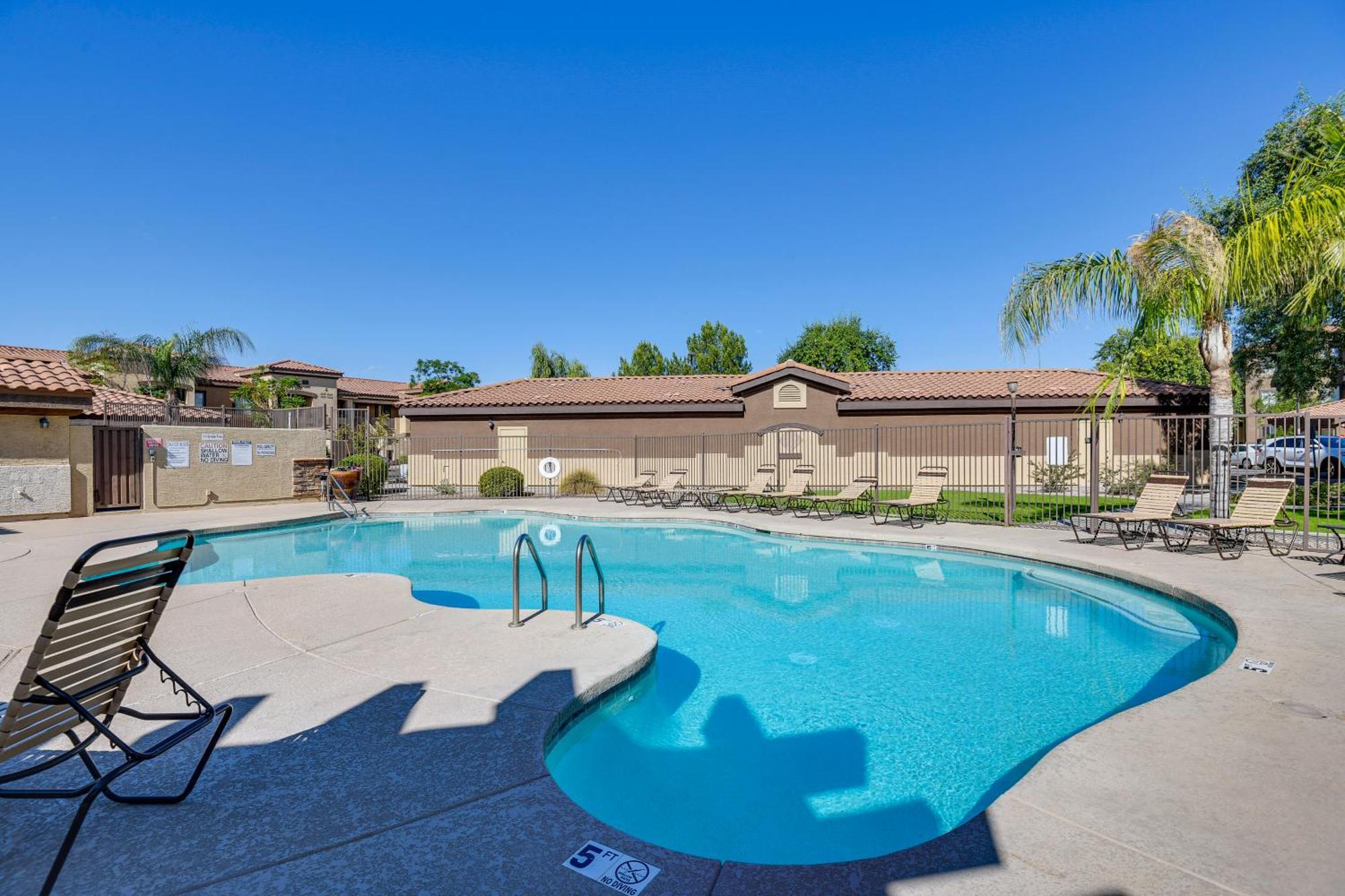 Mesa Condo With Private Patio And Grill Pool Access! Экстерьер фото